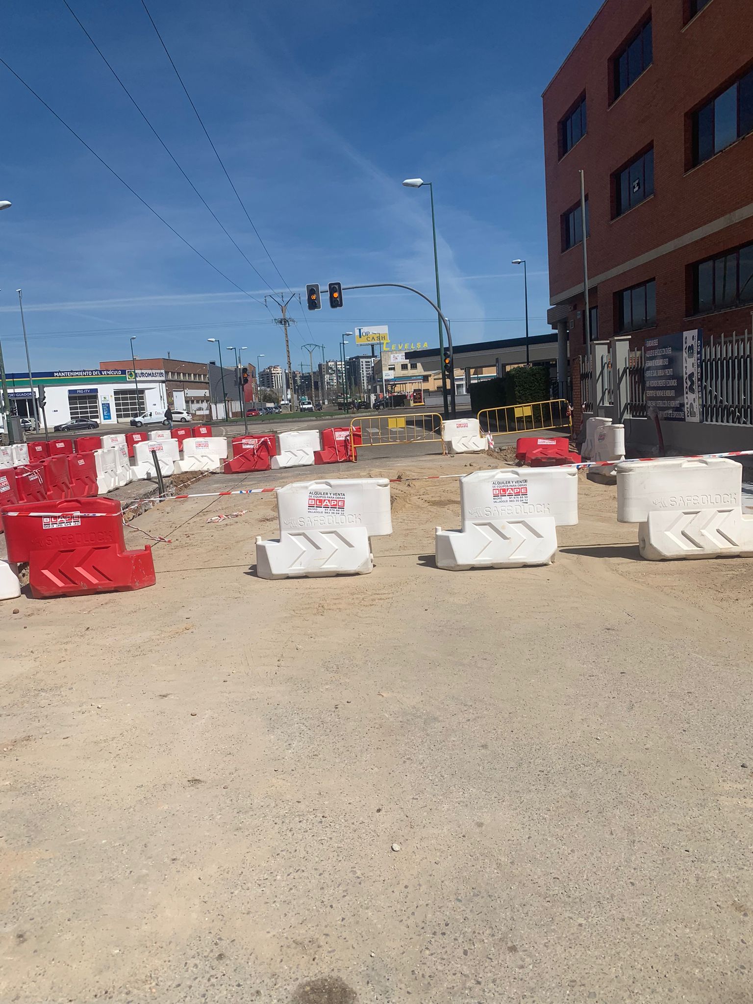 IMG-20230519-WA0027 calle en obras